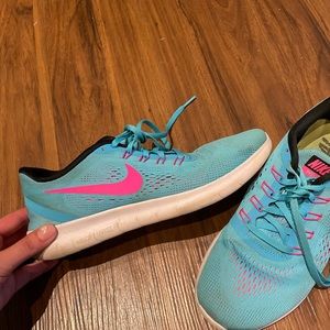 Nike Free Runs